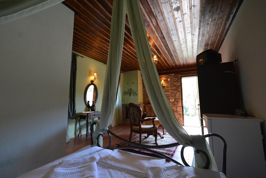 Guesthouse Rodamos Taxiarkhis  Bagian luar foto