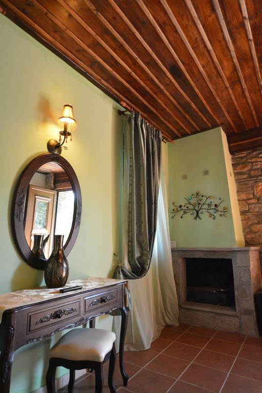 Guesthouse Rodamos Taxiarkhis  Bagian luar foto