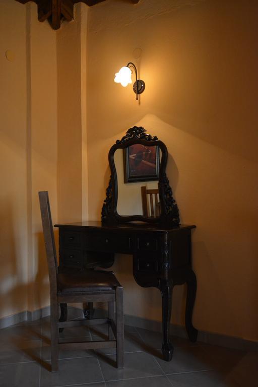 Guesthouse Rodamos Taxiarkhis  Bagian luar foto
